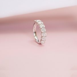鑽石戒指